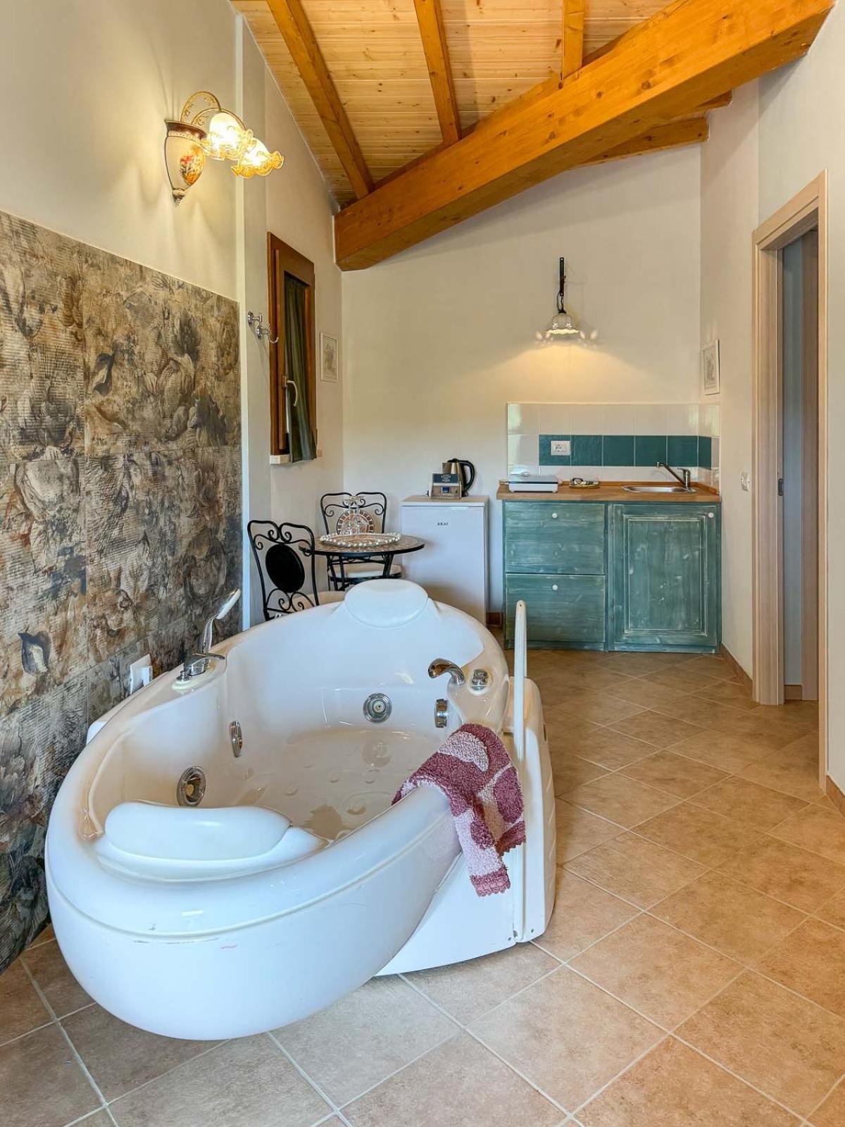 Aparthotel La Poggiata Monterotondo  Esterno foto